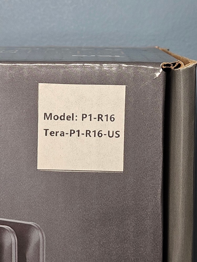 Tera Wireless Calling System - 16 Rechargeable Restaurant Pagers - New in Box!