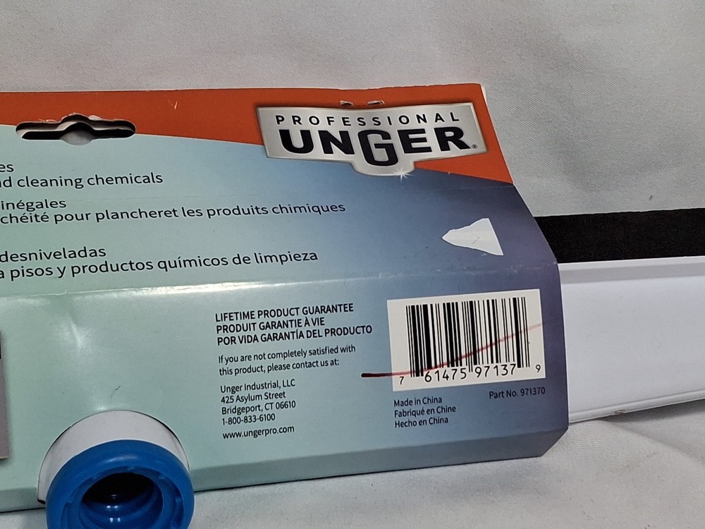 Unger 18" Aquaflex, Uneven Surface Squeegee,