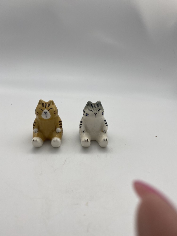 Cat Chips Gray and Yellow Mini Tabby Cats