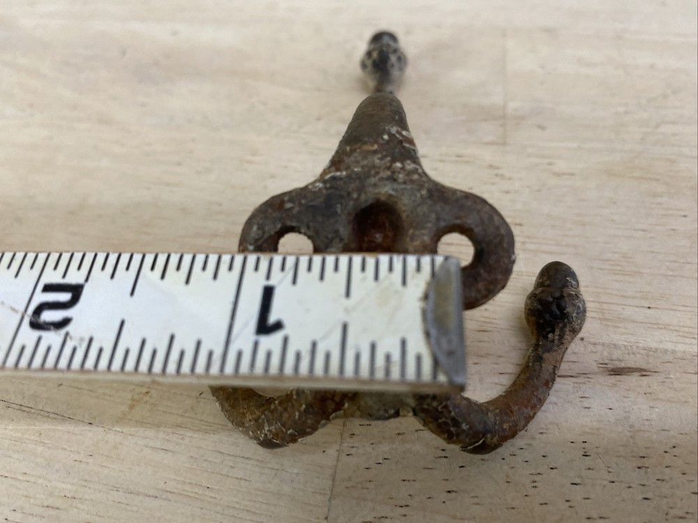 ANTIQUE WALL COAT HOOK Iron Metal Primitive