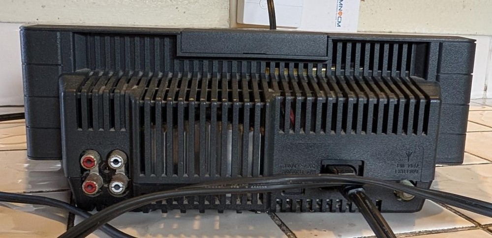 Bose Wave Radio Model AWR1-1W with Remote