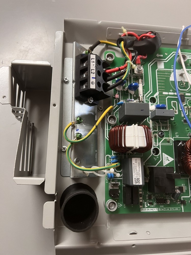 Bosch Thermotechnology Corp. 8733955391 Control Board Assembly New Open Box