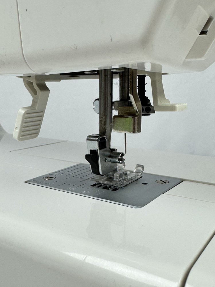 Spiegel 60609 - 350 Stitch Computerized Sewing Machine UNTESTED AS-IS