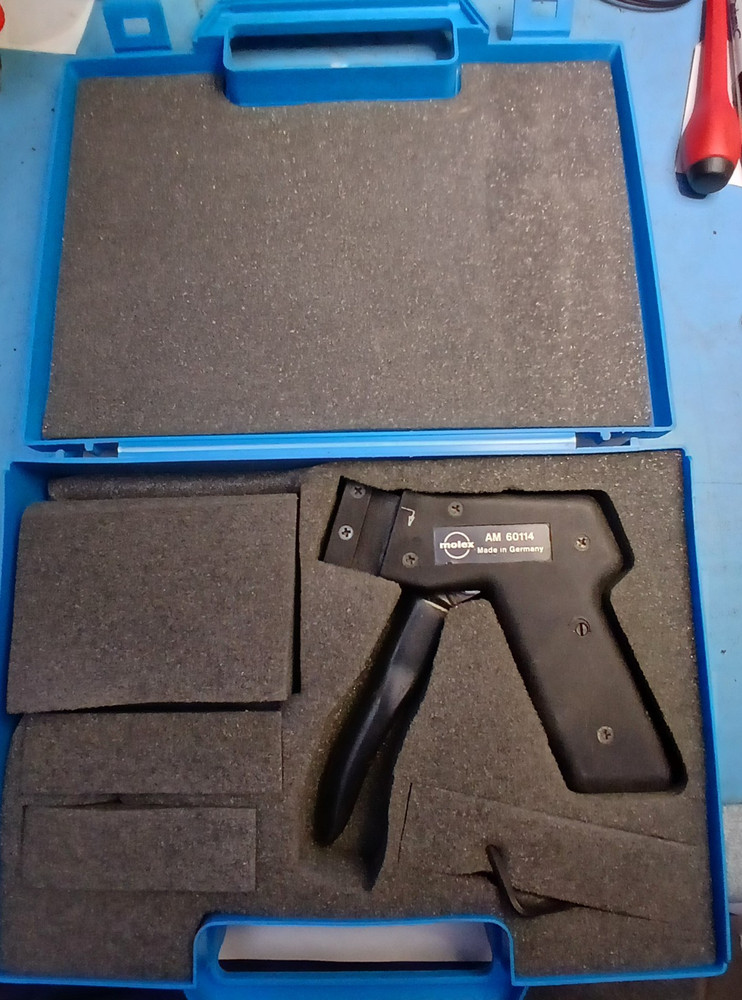 MOLEX AM-60114 CRIMPING TOOL