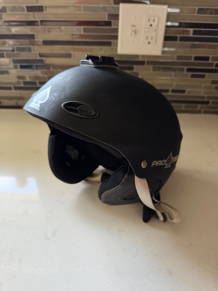 PRO TEC 1077 Black Ski Helmet Size Medium 55-56 CM