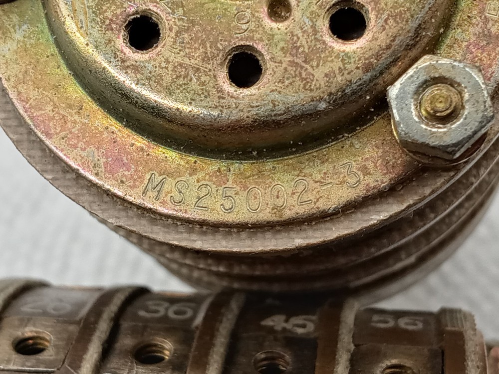 2 QTY ESCO ROTARY SWITCHS MS52002-3 / MS52002-5