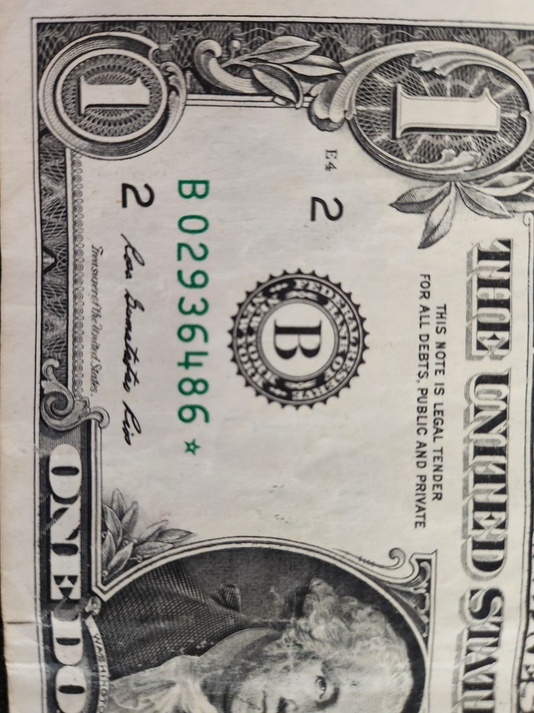 FW 2013 $1 Star Note Seriel # B 02936486*