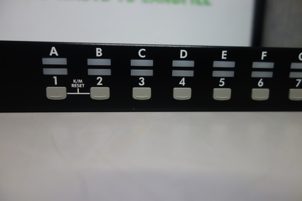 StarTech.com 16 Port 1U Rack mount VGA USB KVM Switch (SV1631DUSB)