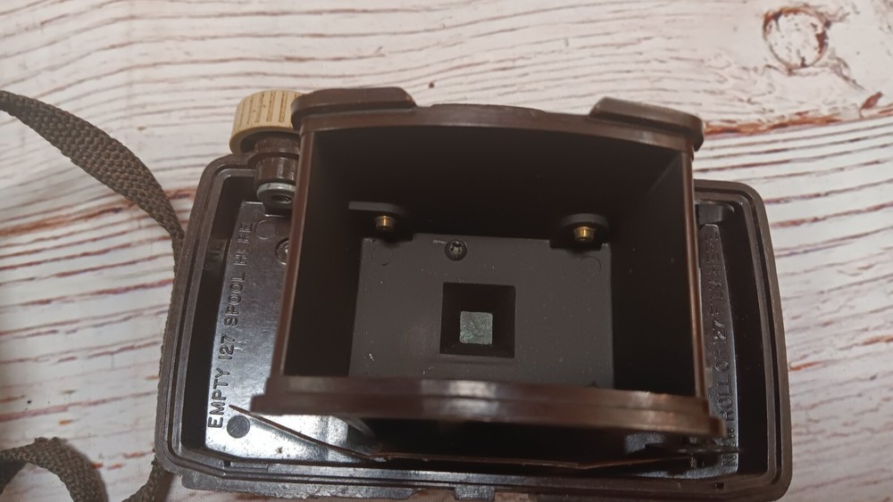 Vintage Sawyer's Nomad 127 Camera