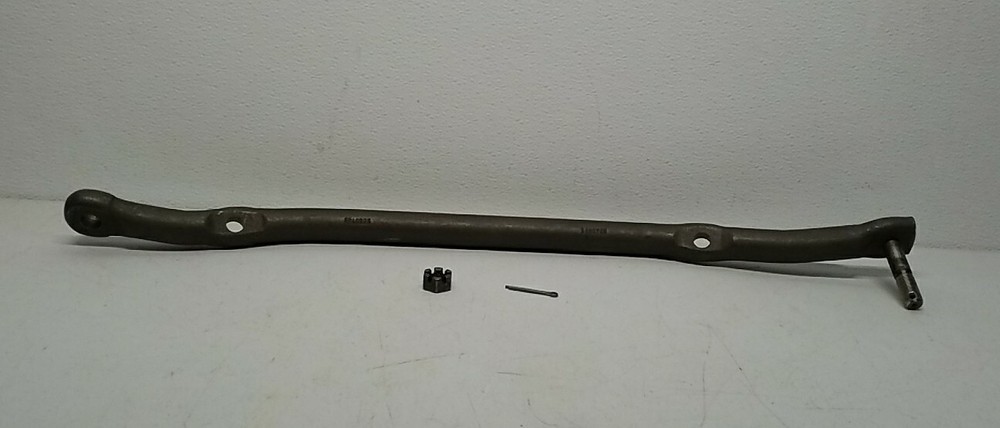 DS80748 Moog Steering Center Link – Precision Engineering for Enhanced Steering