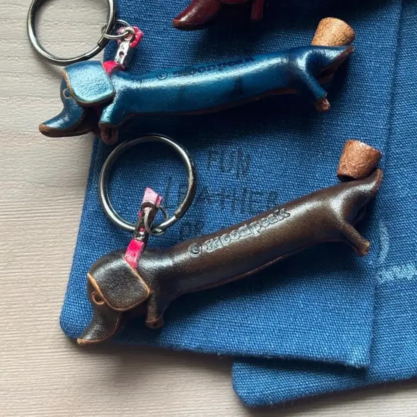 Leather Dachshund Keyring - Handmade Leather Accessory