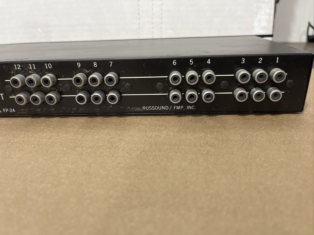 Russound FP-24 Rackmount Audiojack