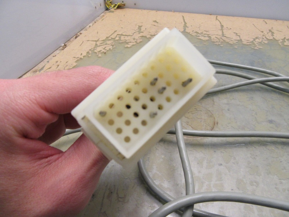 hp remote start button mass spectrometer? [2*U-17]