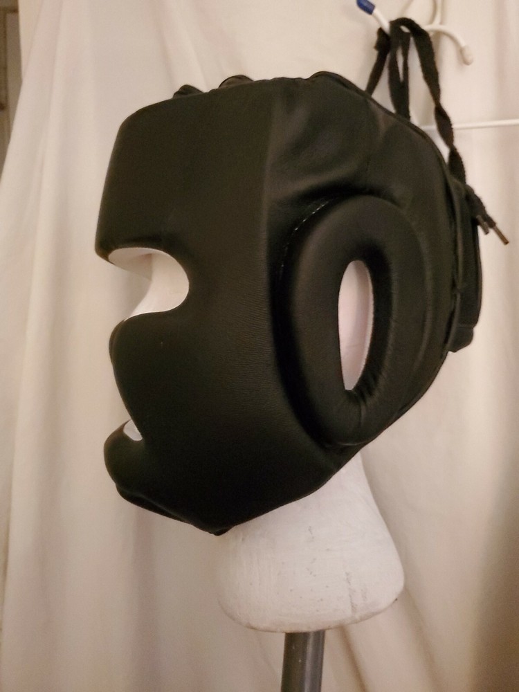 REVGEAR MARTIAL ARTS HEADGEAR BLACK LEATHER Size Small