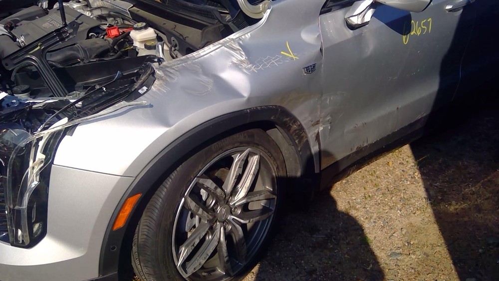 Used Floor Jack fits: 2022 Cadillac Xt4 Grade A
