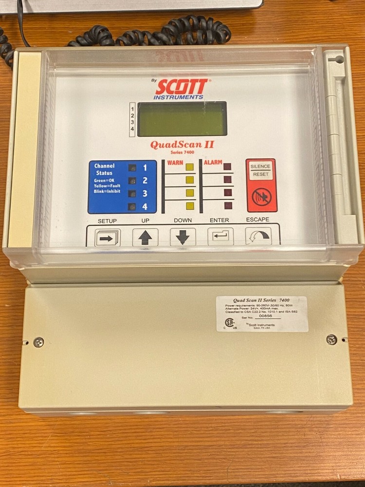👀 SCOTT INSTRUMENTS QUADSCAN II SERIES 7400 FOUR POINT ANALOG GAS CONTROLLER