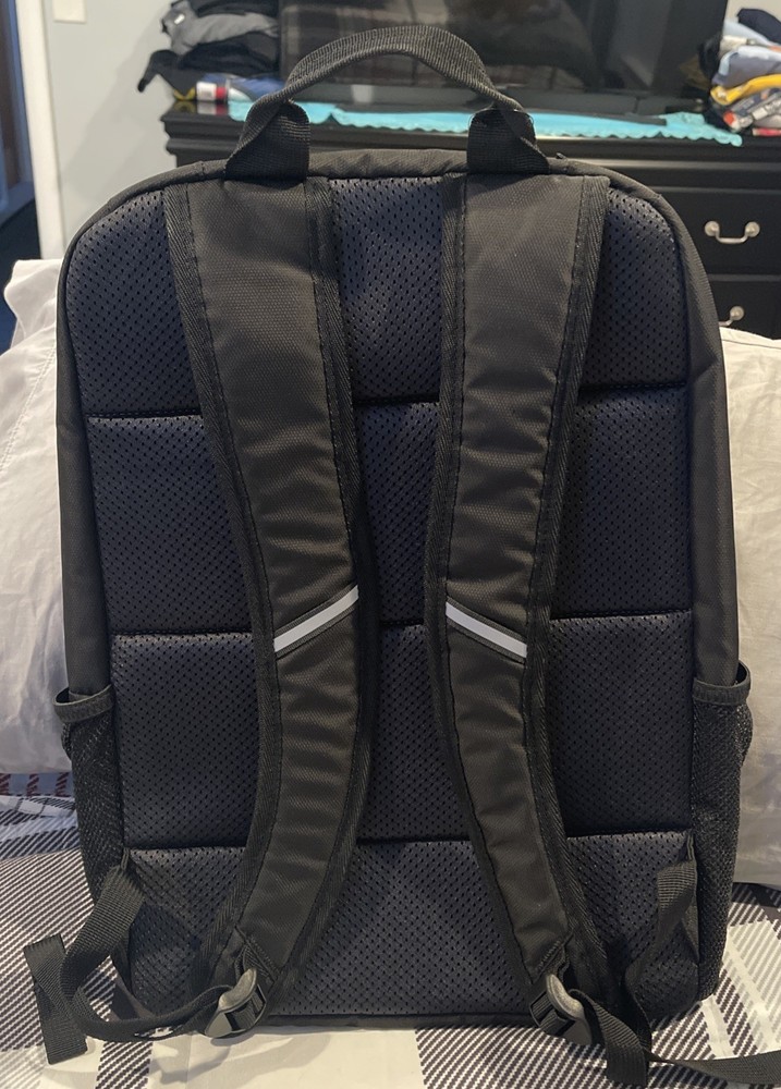 Dell EcoLoop Essential Backpack 14 - 16 Black Silver CP3724 NWT!!