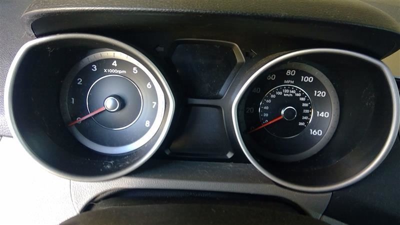 ELANTRA 2014 Fuse Box Cabin 6811