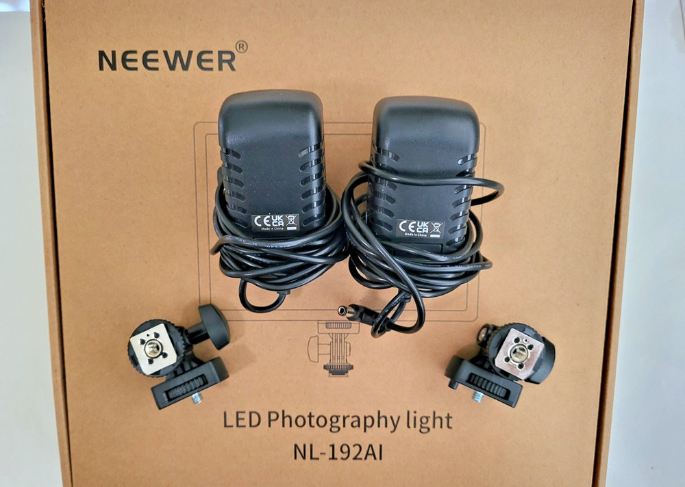 (TWO) NEEWER 192 LED Video Light Panel Bi-Color Dimmable 20W Studio Light