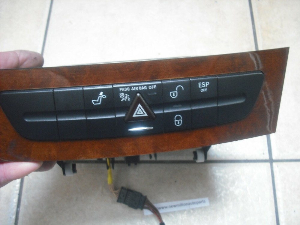 A2116800552 MERCEDES W211 E CLASS 2007 HAZARD SWITCH ESP HEADRESTS