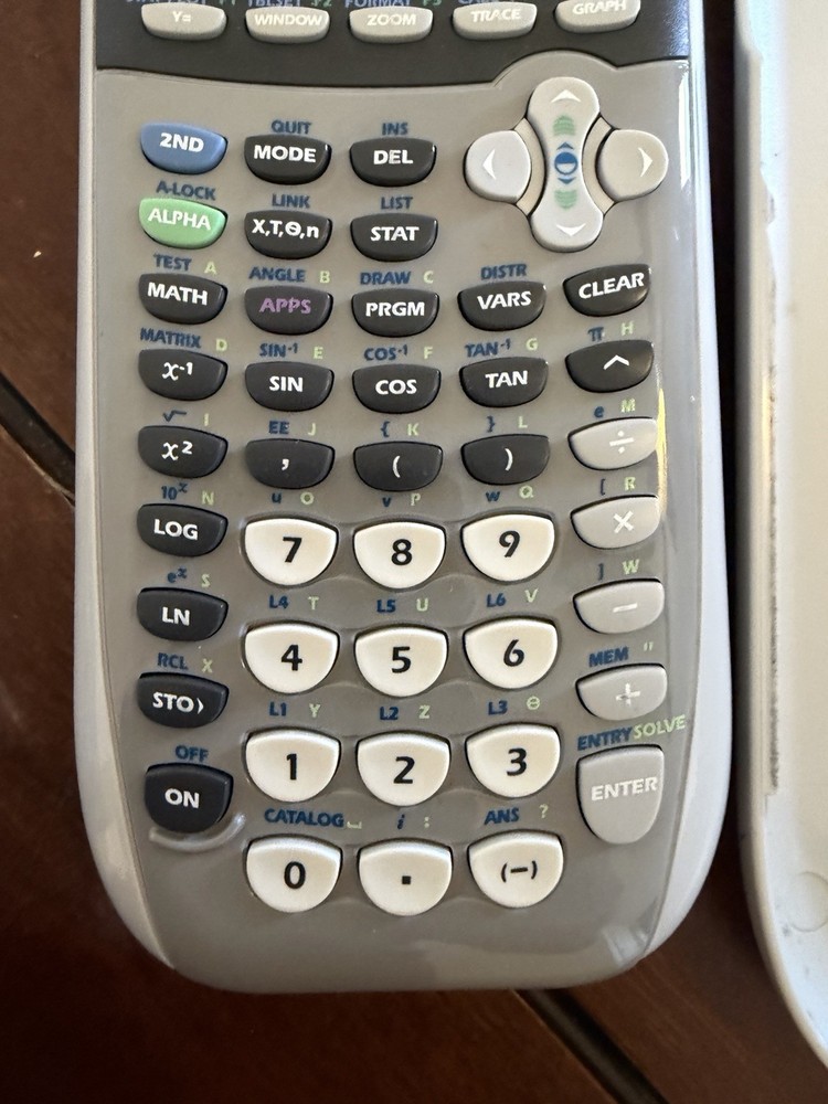 TI-84 Plus Silver Edition Texas Instruments Graphing Calculator & Case-Tested