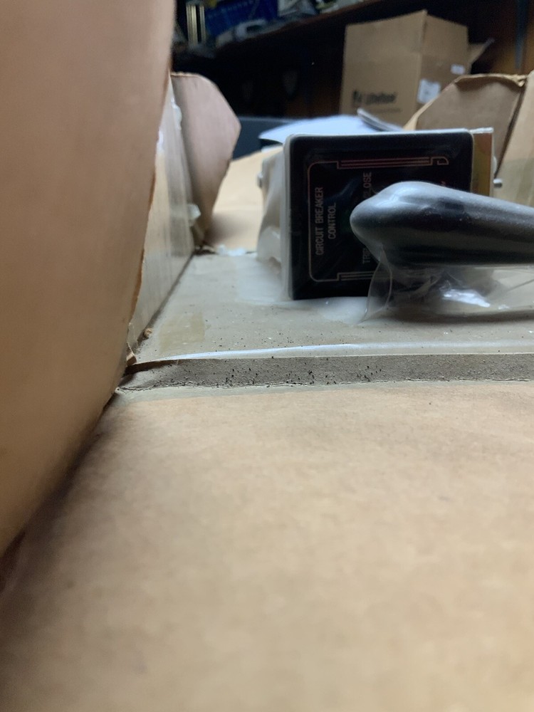 Electroswitch 8328A84G01 Type W Switch Circuit Breaker Control Switch 600v-ac