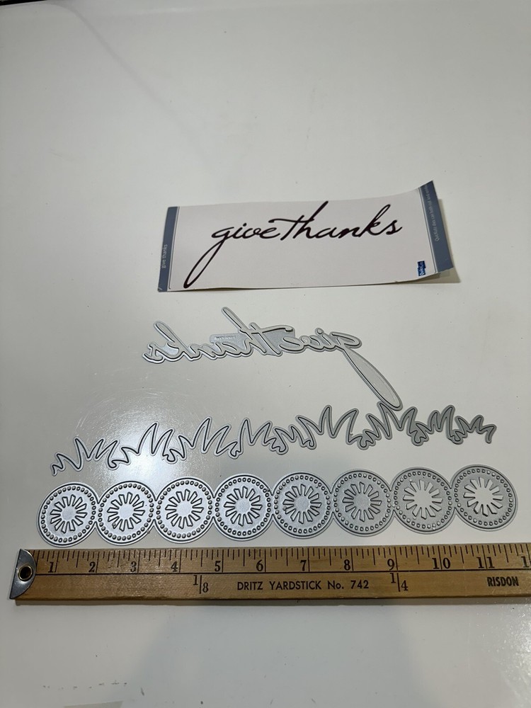 3 QUICKUTZ BORDERS GIVE THANKS CC-SHAPE-046-1 , Circles , Wave 12in