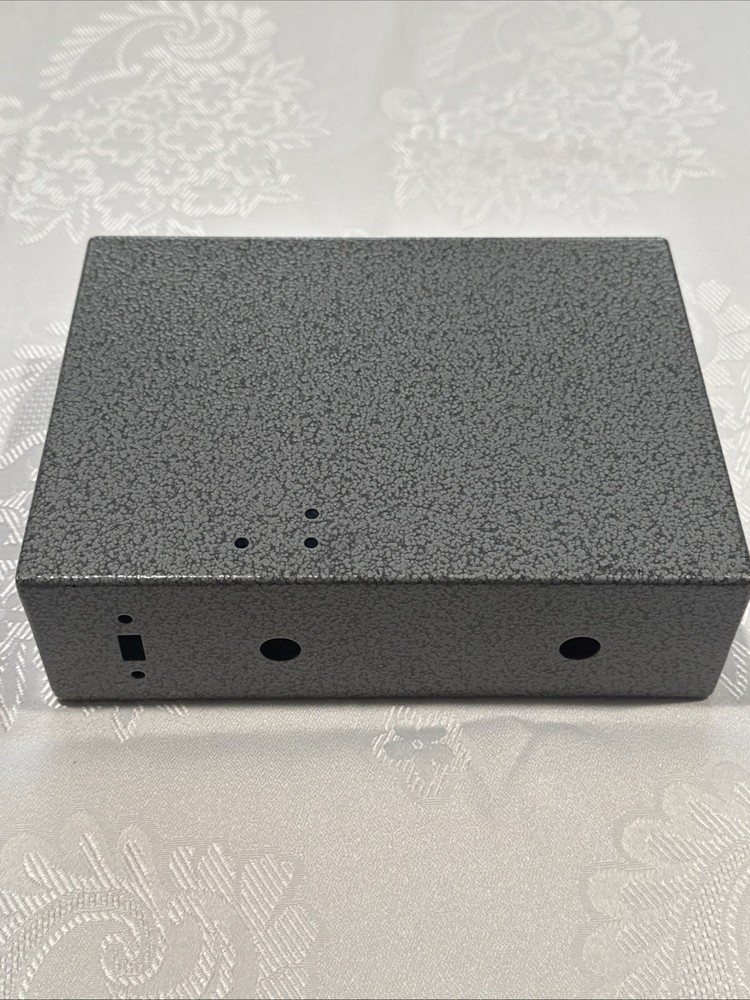 AMECO®  PROJECT Chassis same Size As AC-1 CW transmitter