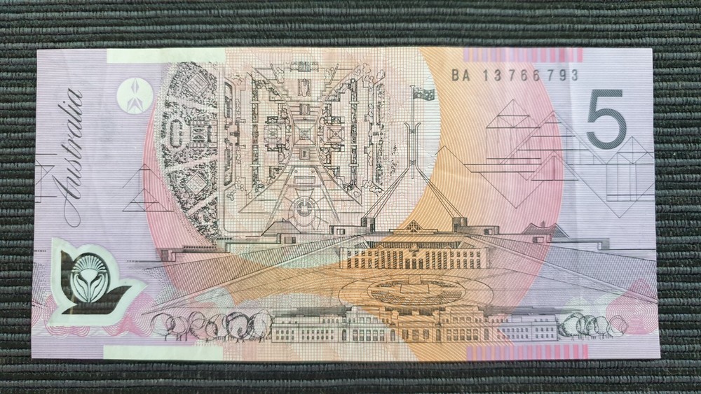 AUSTRALIA $5 2013 FIRST PREFIX Banknote BA13 766793