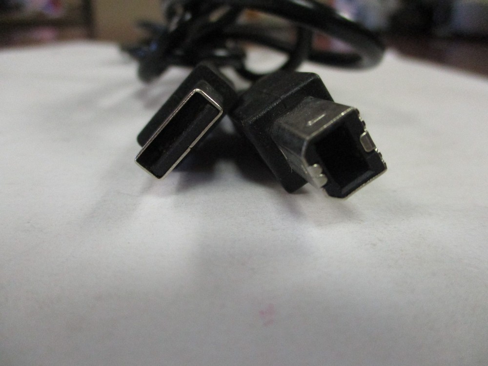 XINYA 6FT 6' AWM 2725 E170689 CABLE