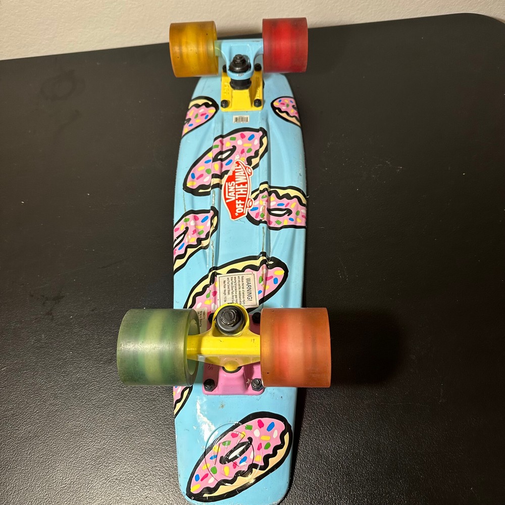 Kryptonics Classic Torpedo Vans Donut Skateboard multicolor wheels