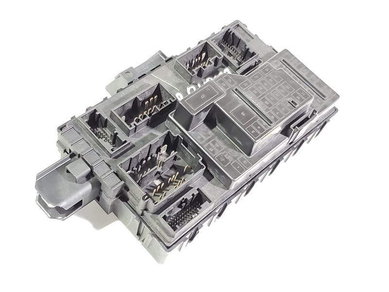 Control Module Computer GEM PN AL1T15604AD OEM 2010 Lincoln Navigator