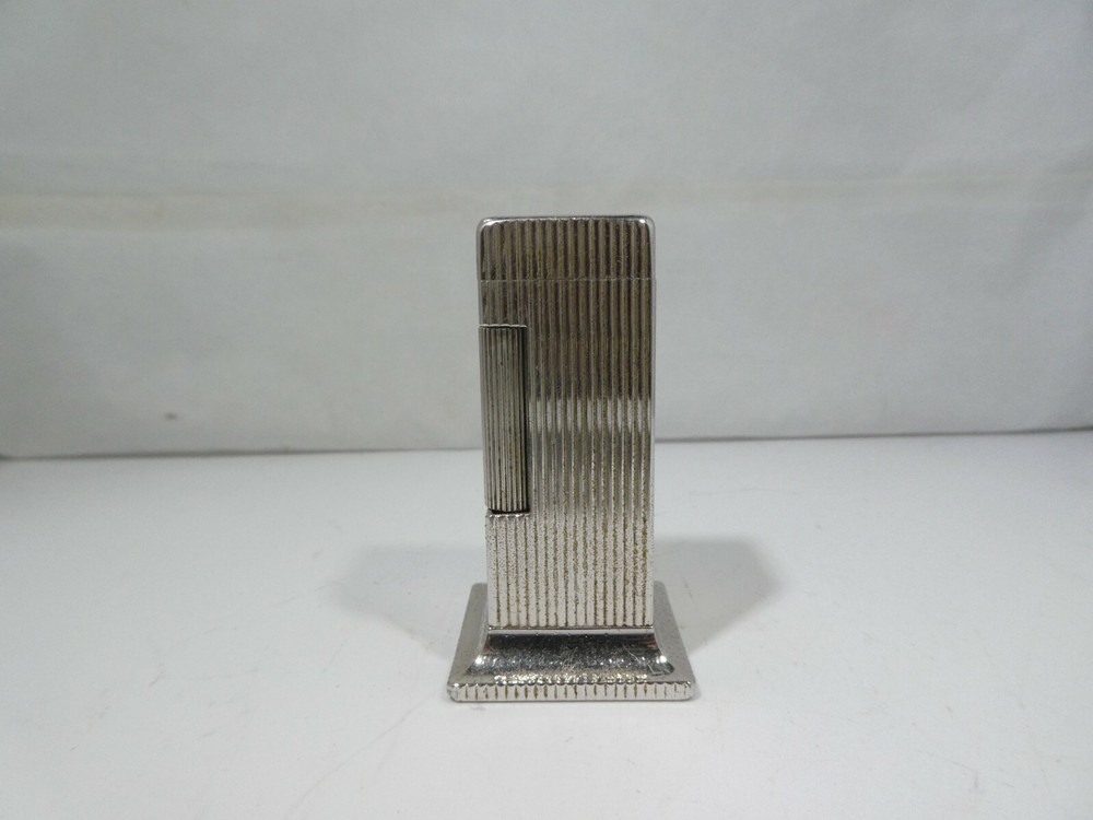 DUNHILL ROLLALITE TOWER TABLE LIGHTER