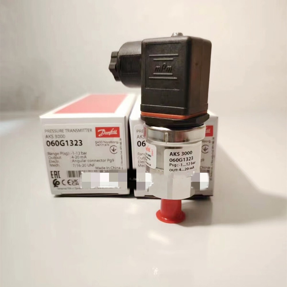 1PC Danfoss AKS3000 060G1323 pressure transmitter