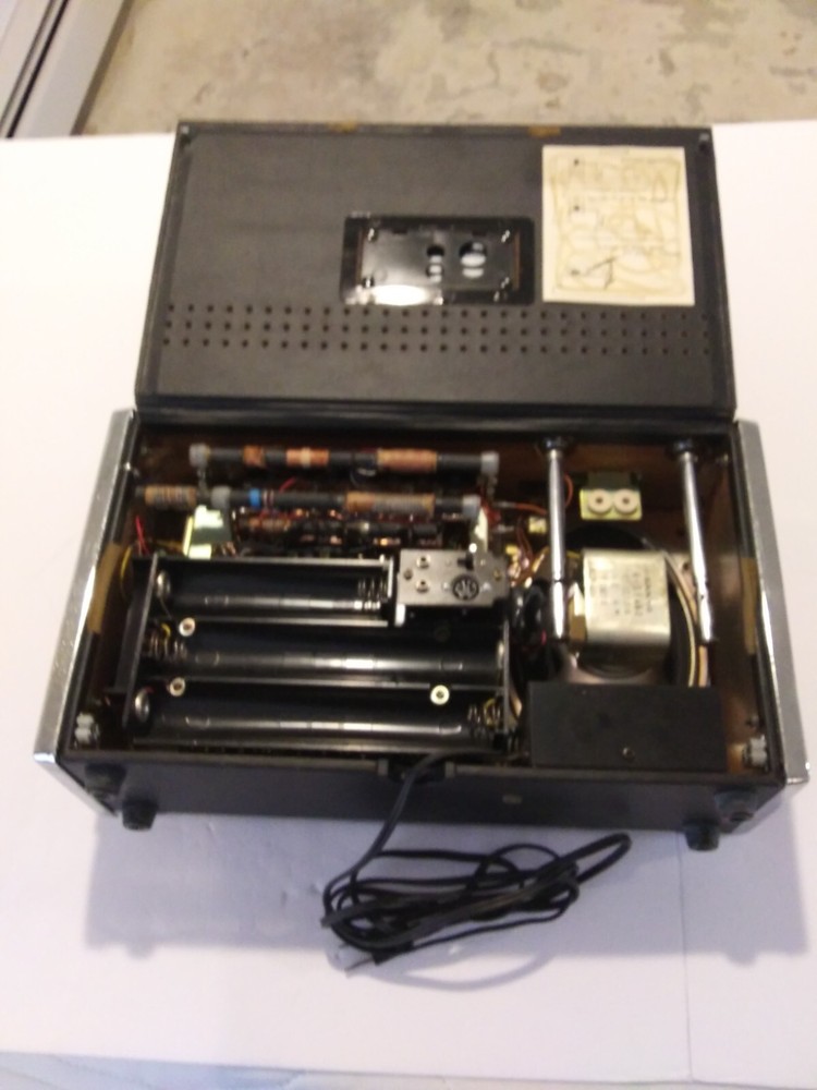1968 Sanyo transworld model 18H-815