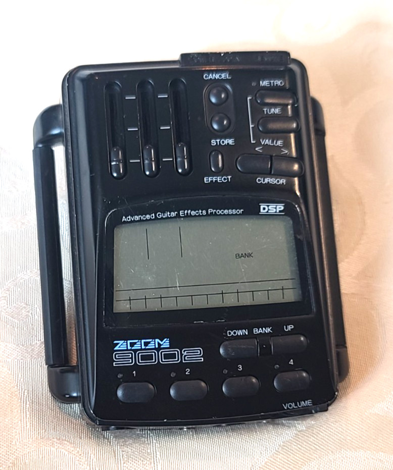 Zoom 9002 Effects Processor