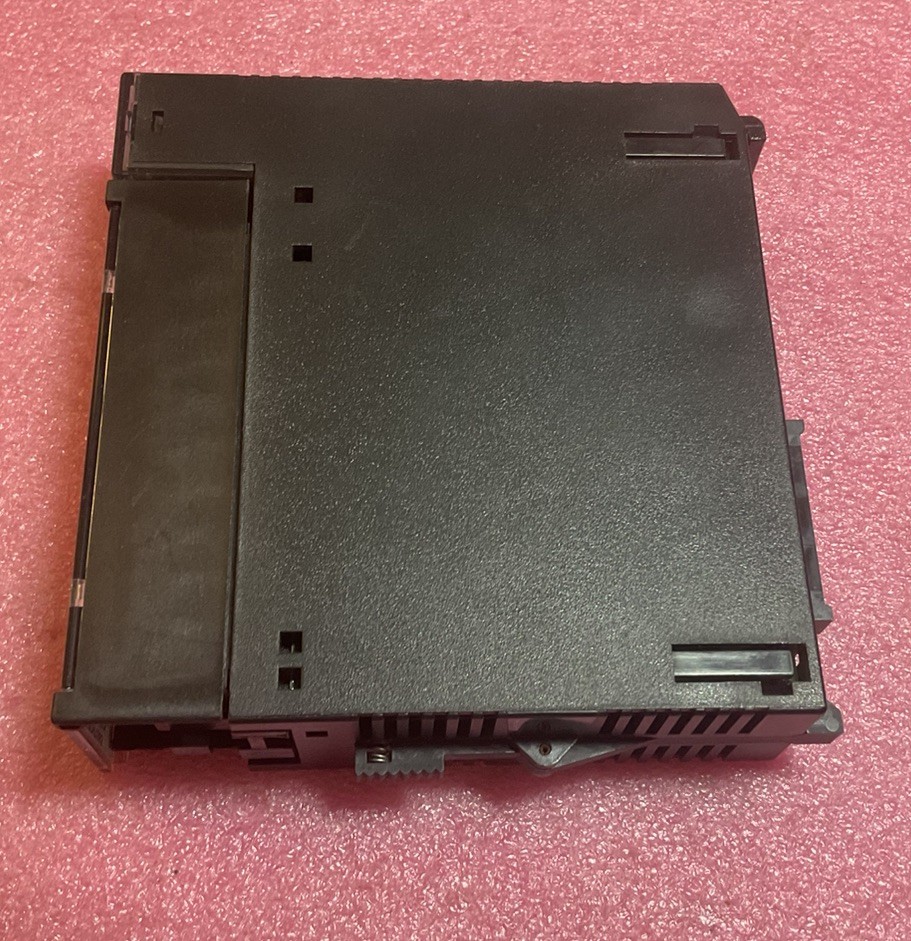 GE Fanuc IC693ALG392 Output Module