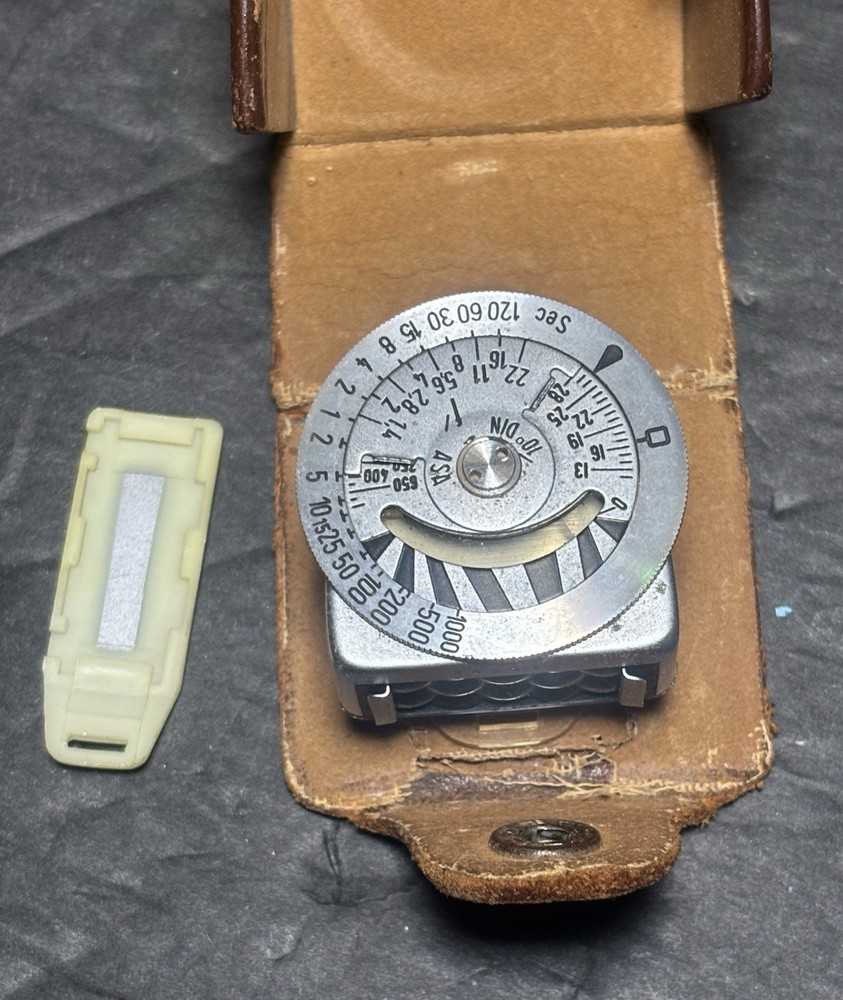 Leica Light Meter Metraphot 3 with Diffusor, in original case