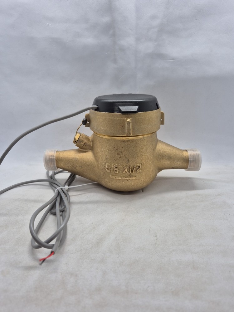 Cold Water Meter with Pulse Output, Watflow 5/8" X 1/2"