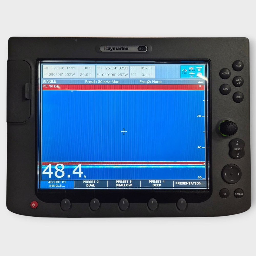 Raymarine E120 Classic Multifunction Display --E02013-- w/ Accessories - Tested