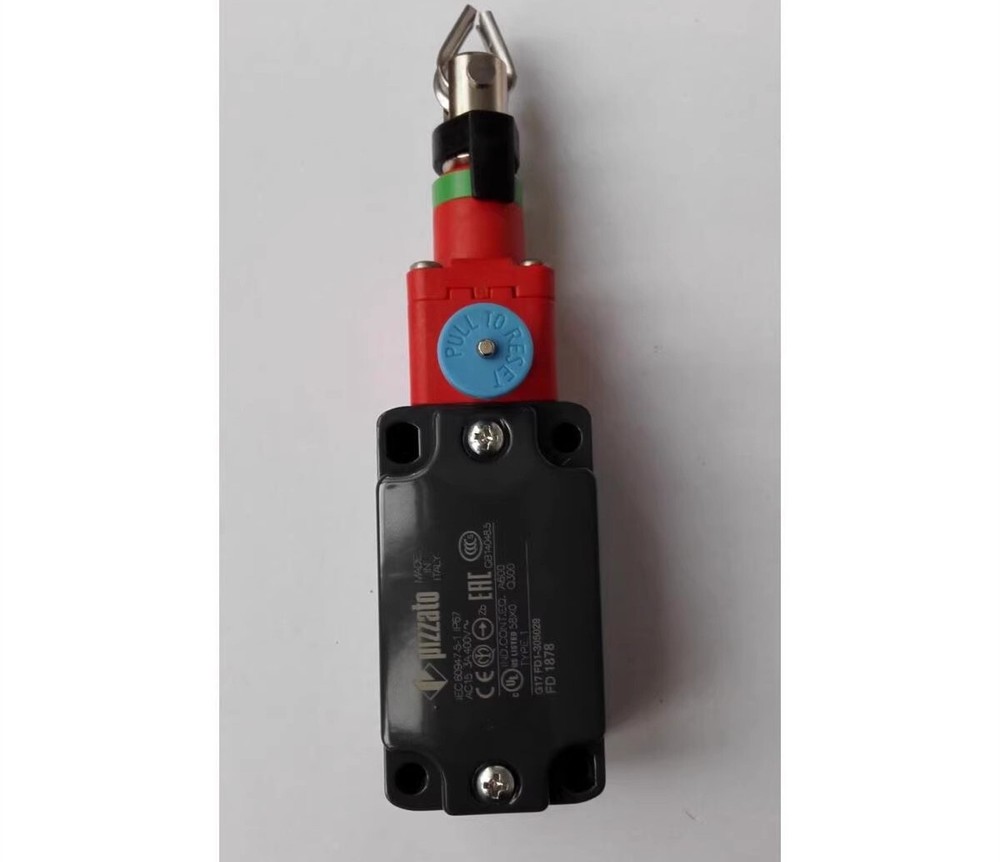 1pcs Pizzato Microswitch Cable Switch FD1878