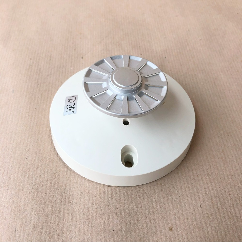 OKI FD-6111 FIXED TEMPERATURE HEAT DETECTOR FD 6111