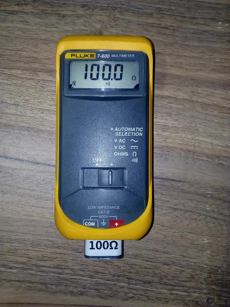 Fluke 7-600 Electrical Tester Meter Multimeter Very Clean