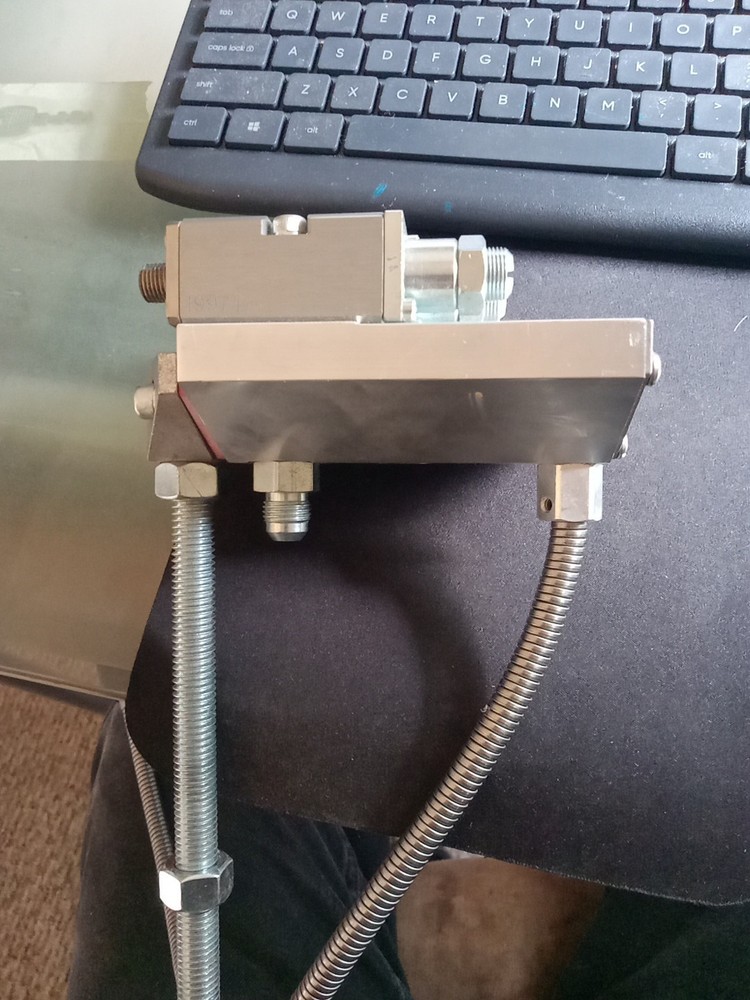 Zents / Nordson Applicator Head.