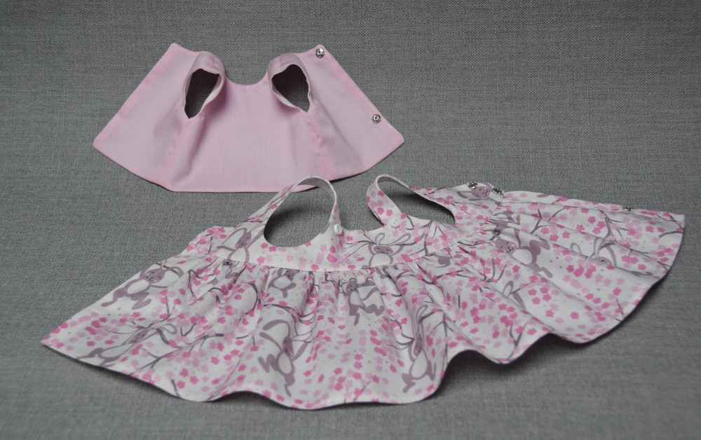 DIGITAL PDF Pattern & Tutorial To Make a Top and Pinafore 4 Meadow Moppet