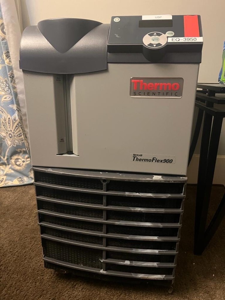 Thermo Scientific Neslab ThermoFlex900 Recirculating Chiller