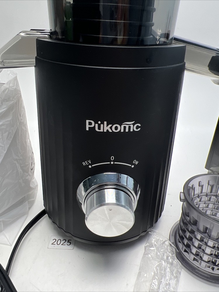 Pukomc Cold Press Slow Masticating Juicer Machine for Whole Vegetables Read Des.