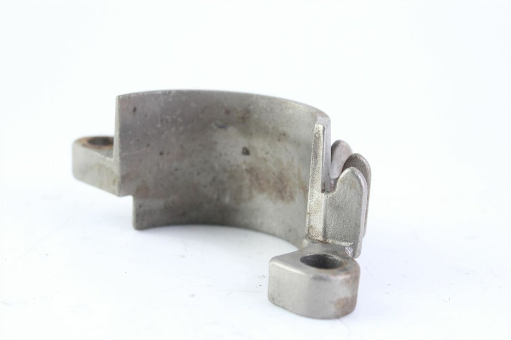 2017-2018 TRIUMPH STREET SCRAMBLER Lower R/H Casting - T2202964