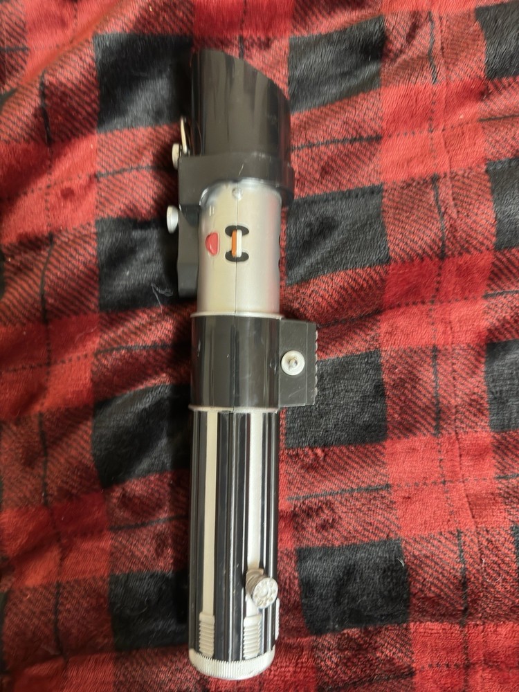 Star Wars Darth Vader Light Saber Retractable Red Light Up