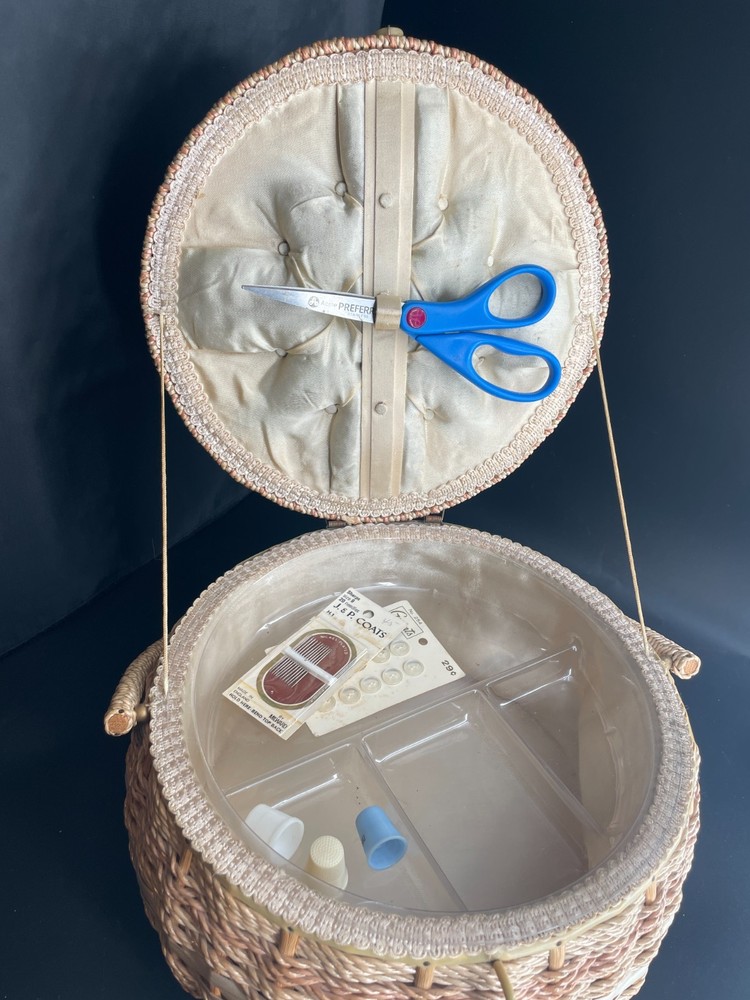 Dietz Sewing Basket with plastic tray, vintage